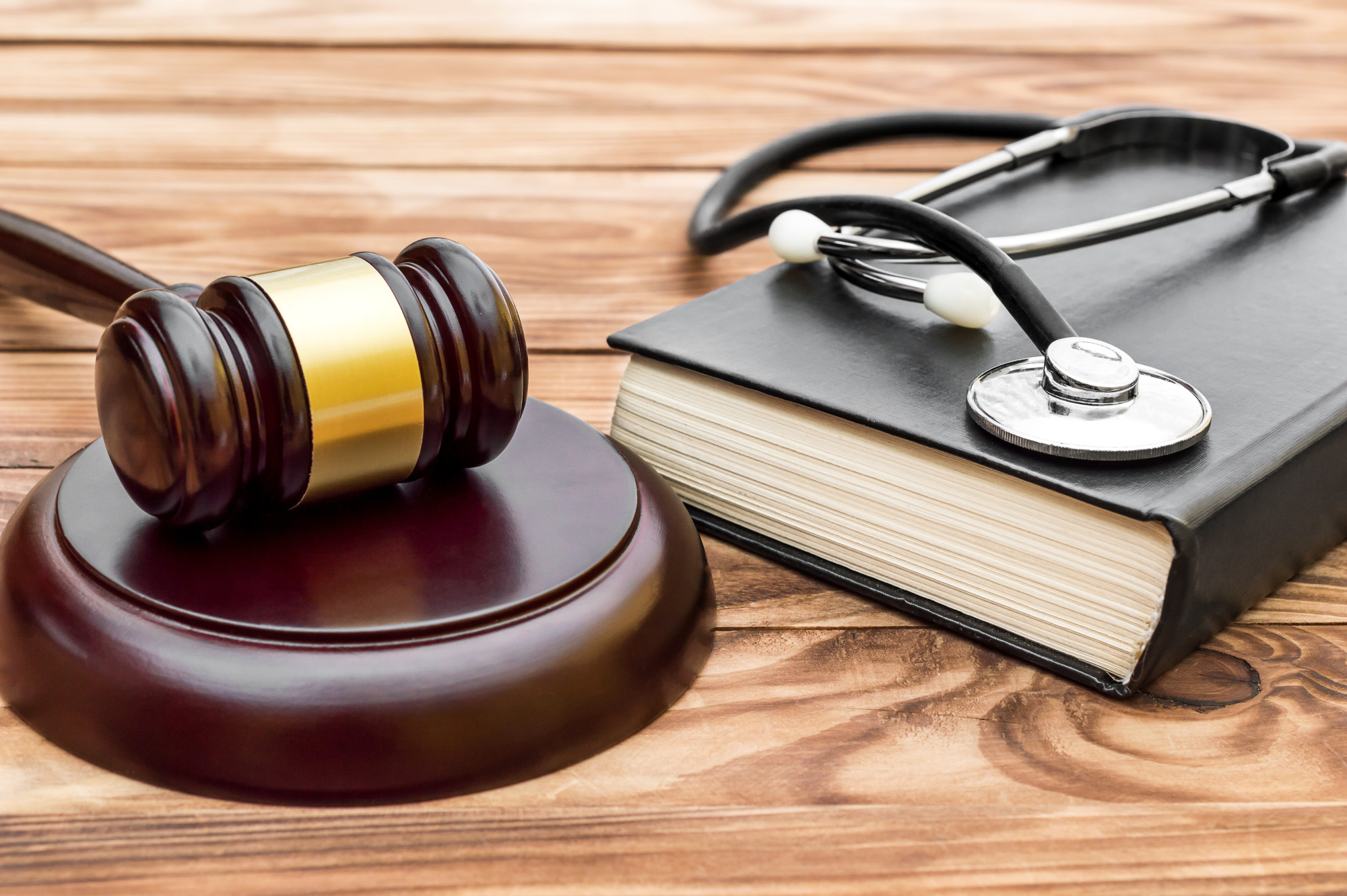 how-to-choose-the-right-medical-malpractice-law-firm-for-you